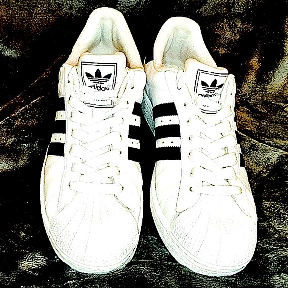 Adidas turtleshell white size 10.5 - Picture 1 of 3
